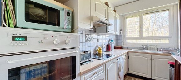 3 bedrooms Apartment in Garches, France No. 149396 2