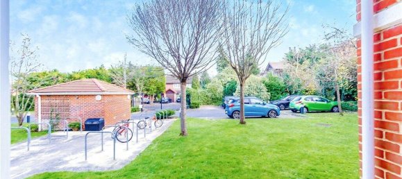 2 bedrooms Apartment in South Croydon, United Kingdom No. 7985 5