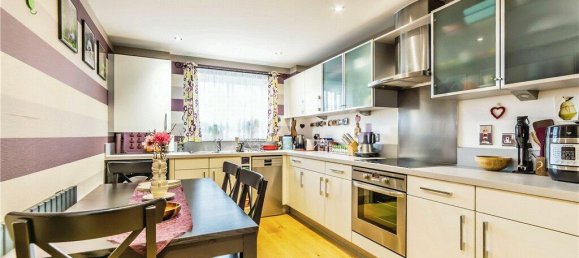 2 bedrooms Apartment in South Croydon, United Kingdom No. 7985 6