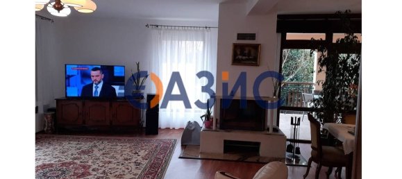4 bedrooms House in Burgas, Bulgaria No. 956 10