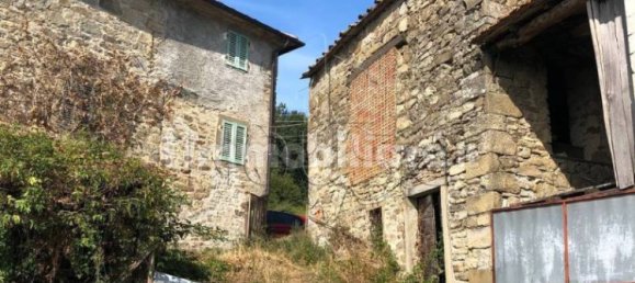 2 Schlafzimmer Wohnung in Caprese Michelangelo, Italy, Nr. 151916 19