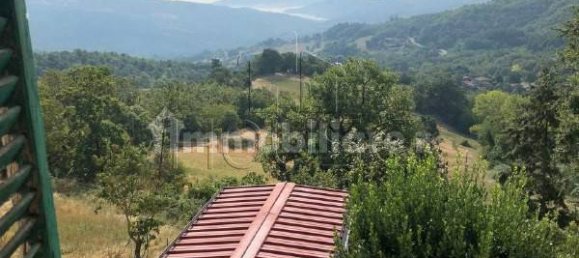 2 Schlafzimmer Wohnung in Caprese Michelangelo, Italy, Nr. 151916 21