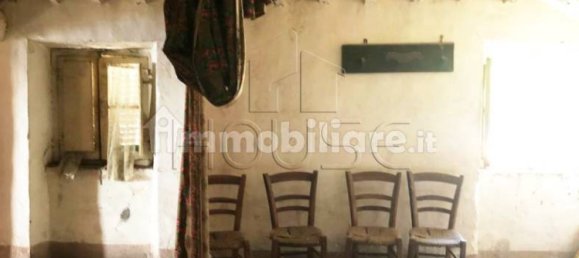 2 Schlafzimmer Wohnung in Caprese Michelangelo, Italy, Nr. 151916 11