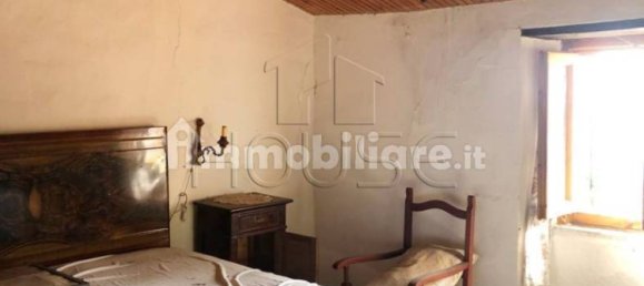 2 Schlafzimmer Wohnung in Caprese Michelangelo, Italy, Nr. 151916 18