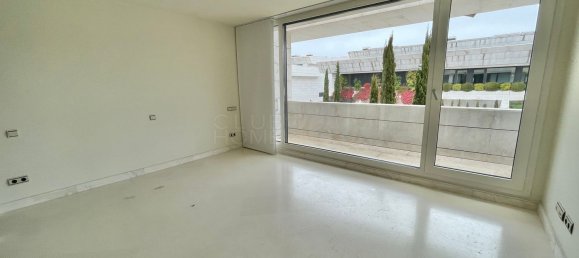 4 bedrooms House in Pozuelo de Alarcon, Spain No. 24146 10