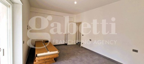 3 Schlafzimmer Wohnung in Isernia, Italy, Nr. 29125 32