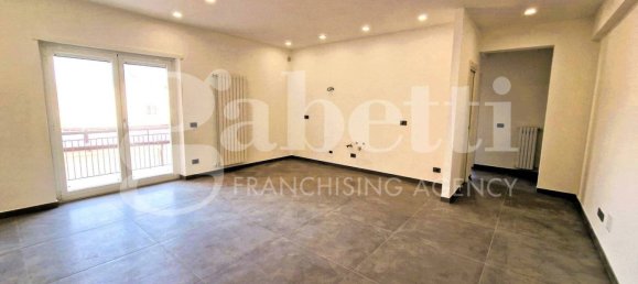 3 Schlafzimmer Wohnung in Isernia, Italy, Nr. 29125 8