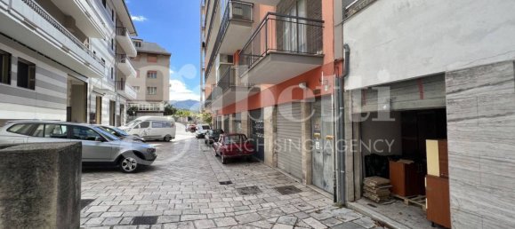 3 Schlafzimmer Wohnung in Isernia, Italy, Nr. 29125 38