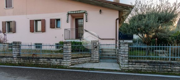 3 غرف نوم منزل في San Pietro in Cariano, Italy رقم 58810 51