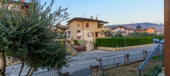 3 غرف نوم منزل في San Pietro in Cariano, Italy رقم 58810 36