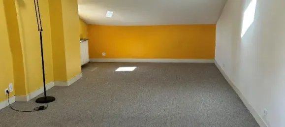 3 rooms Apartment in Lyon, France No. 279910 2