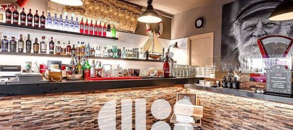 2 rooms Commercial property in Cesenatico, Italy No. 374856 4