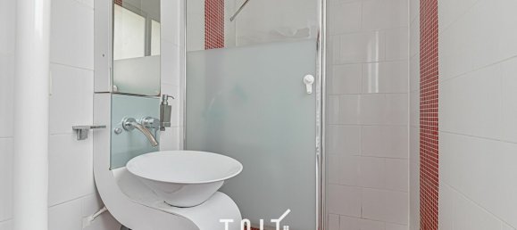 5 bedrooms House in Bagneux, France No. 185205 11