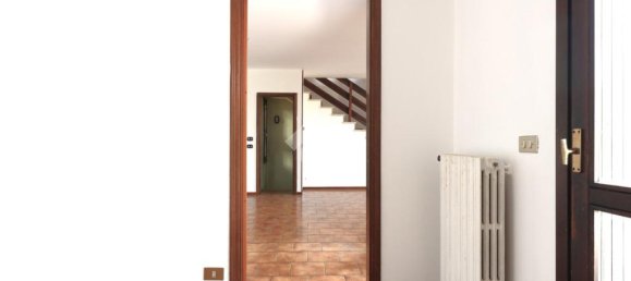 3 Schlafzimmer Villa in Lonato del Garda, Italy, Nr. 353061 16