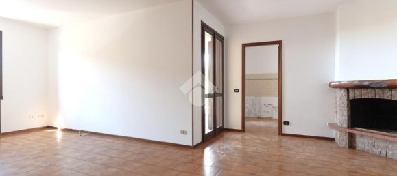 3 Schlafzimmer Villa in Lonato del Garda, Italy, Nr. 353061 5
