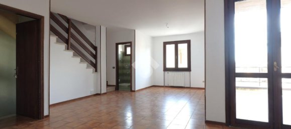 3 Schlafzimmer Villa in Lonato del Garda, Italy, Nr. 353061 8