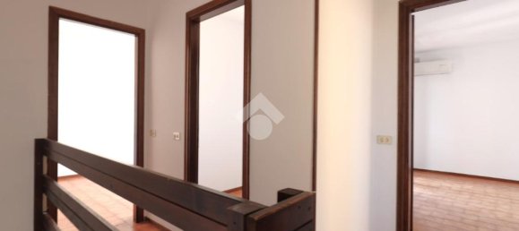 3 Schlafzimmer Villa in Lonato del Garda, Italy, Nr. 353061 21