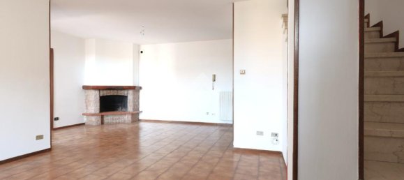 3 Schlafzimmer Villa in Lonato del Garda, Italy, Nr. 353061 7