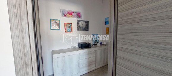 3-salle Appartement à Seveso, Italy No. 71127 20