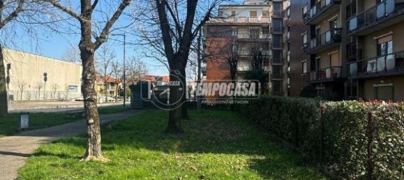 3-salle Appartement à Seveso, Italy No. 71127 28