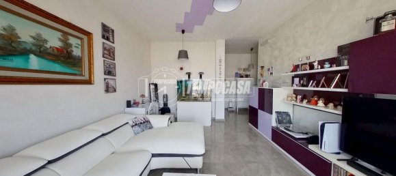 3-salle Appartement à Seveso, Italy No. 71127 4