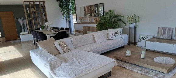 4 bedrooms House in Ramasse, France No. 244935 7