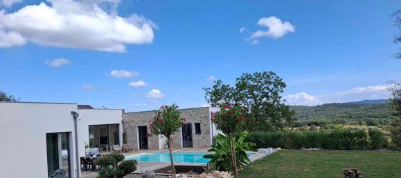 4 bedrooms House in Ramasse, France No. 244935 3