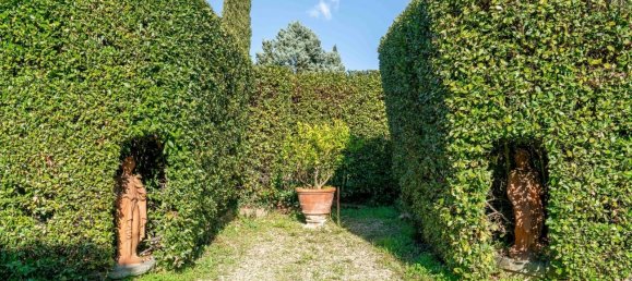 7 bedrooms Villa in Florence, Italy No. 193459 3