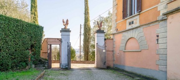 7 bedrooms Villa in Florence, Italy No. 193459 2