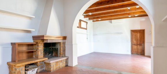 7 bedrooms Villa in Florence, Italy No. 193459 12