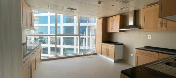 Apartamento de 5 dormitorios en Corniche Road, UAE No. 25634 21