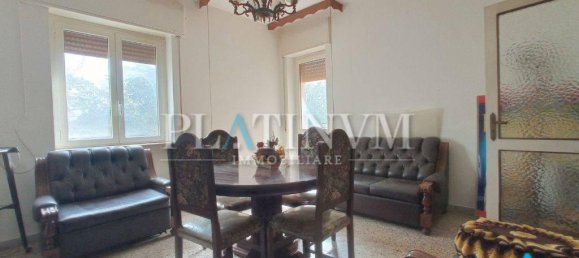 4غرفة شقة في San Giovanni Rotondo, Italy رقم 113829 8