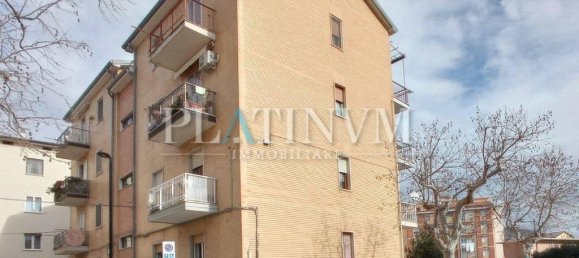 4غرفة شقة في San Giovanni Rotondo, Italy رقم 113829 2