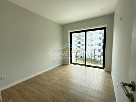 Квартира с 3 спальнями в Порту, Португалия № 11446