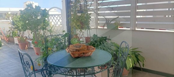 Apartamento de 5 habitaciónes en Bari, Italy No. 17878 8