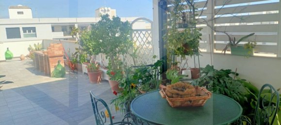 Apartamento de 5 habitaciónes en Bari, Italy No. 17878 26