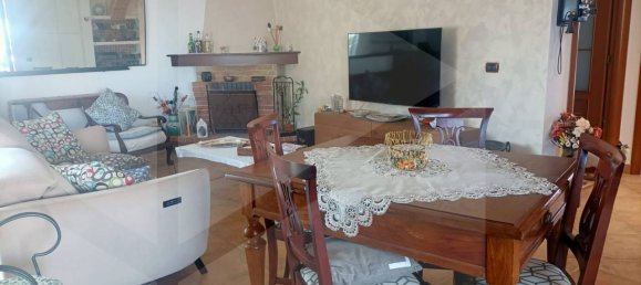 Apartamento de 5 habitaciónes en Bari, Italy No. 17878 21