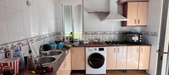 5 bedrooms House in Linares, Spain No. 169328 2