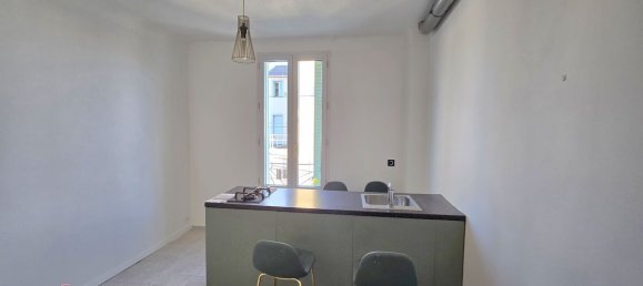 Apartamento de 1 dormitorio en Le Bourget, France No. 324671 3
