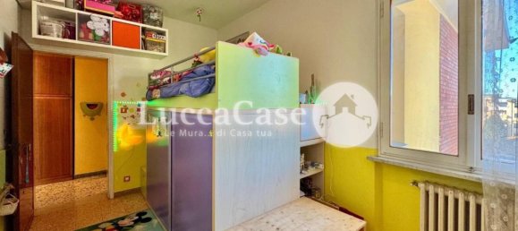 3 Schlafzimmer Penthouse in Lucca, Italy, Nr. 164653 4
