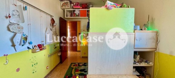 3 Schlafzimmer Penthouse in Lucca, Italy, Nr. 164653 2