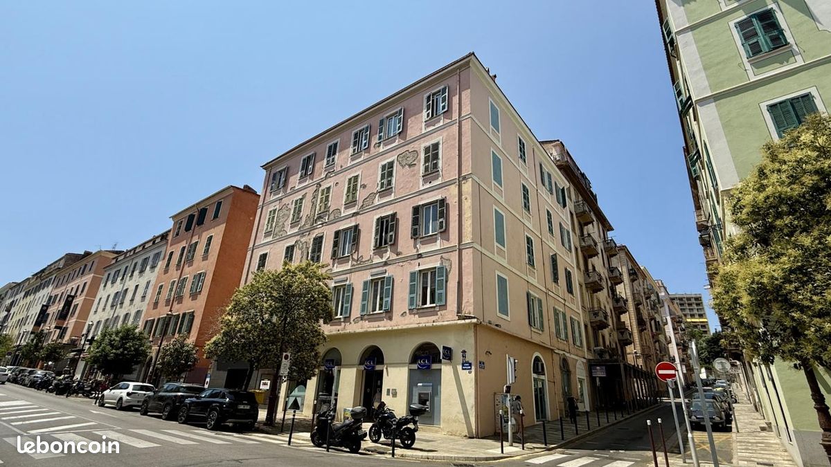 4 bedrooms Apartment in Ajaccio, France No. 355927