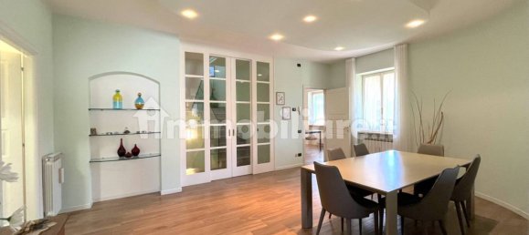 3 bedrooms Villa in Ospitaletto, Italy No. 166431 7