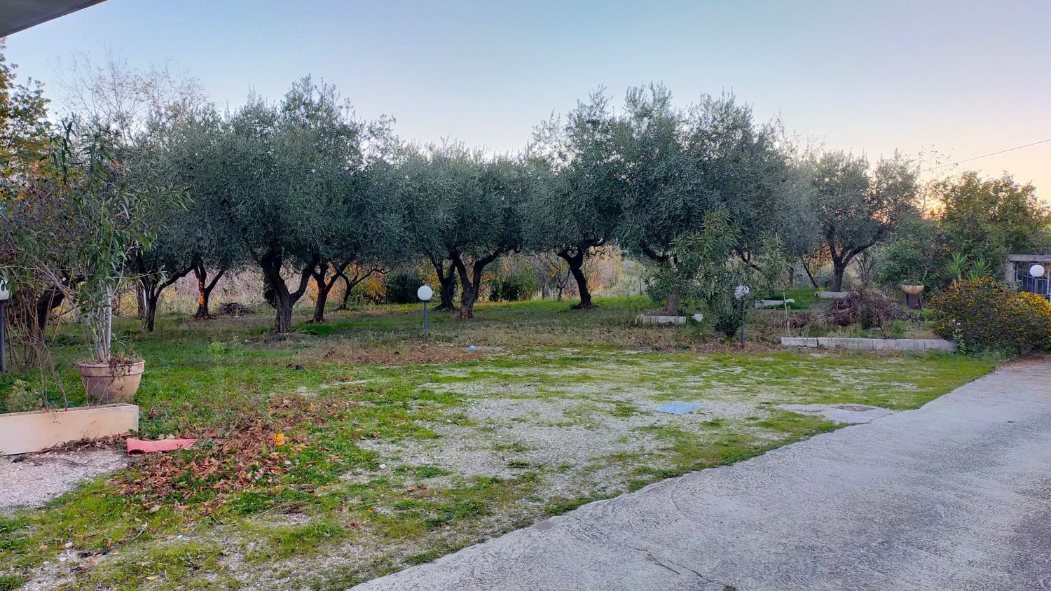 900m² Land in Lanciano, Italy No. 251838