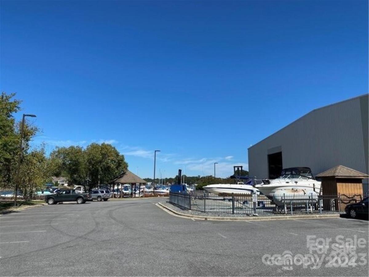 2 Schlafzimmer Haus in Cornelius, USA, Nr. 389504