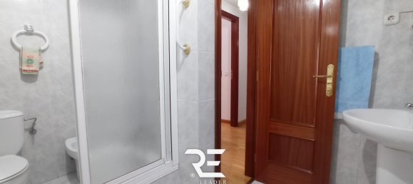 3 bedrooms Apartment in Leon, Spain No. 31042 32