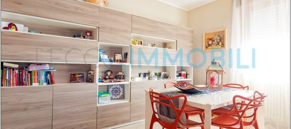 Apartamento de 4 dormitorios en Calolziocorte, Italy No. 336431 14