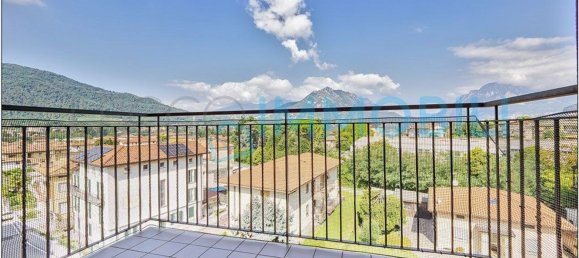 Apartamento de 4 dormitorios en Calolziocorte, Italy No. 336431 48