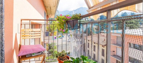 Apartamento de 4 dormitorios en Calolziocorte, Italy No. 336431 31