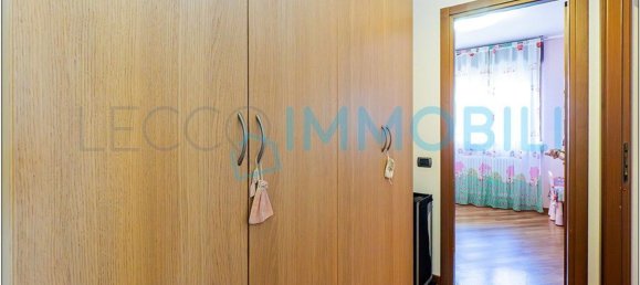 Apartamento de 4 dormitorios en Calolziocorte, Italy No. 336431 34